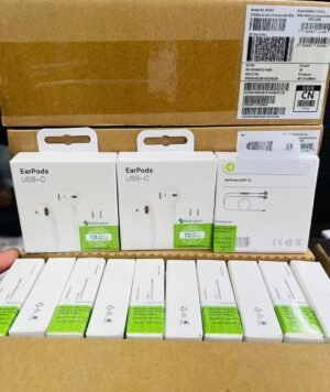 Apple type c earphone
💯 percentage working
direct earphone