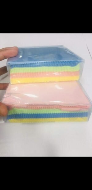 150 pieces Clothes